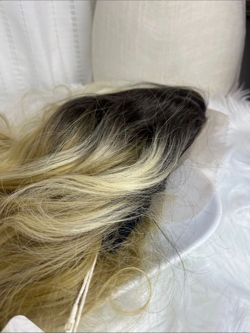 DWY Lace front NWT Ombre Blonde Wavy wig with Subtle Ash Highlights